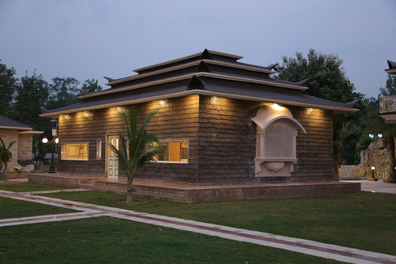 Mann The Palm Retreat Lucknow Exterior photo
