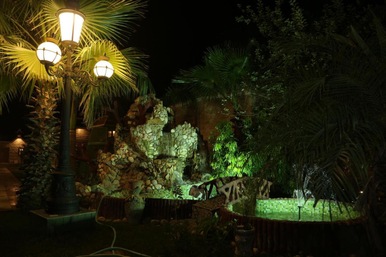 Mann The Palm Retreat Lucknow Exterior photo