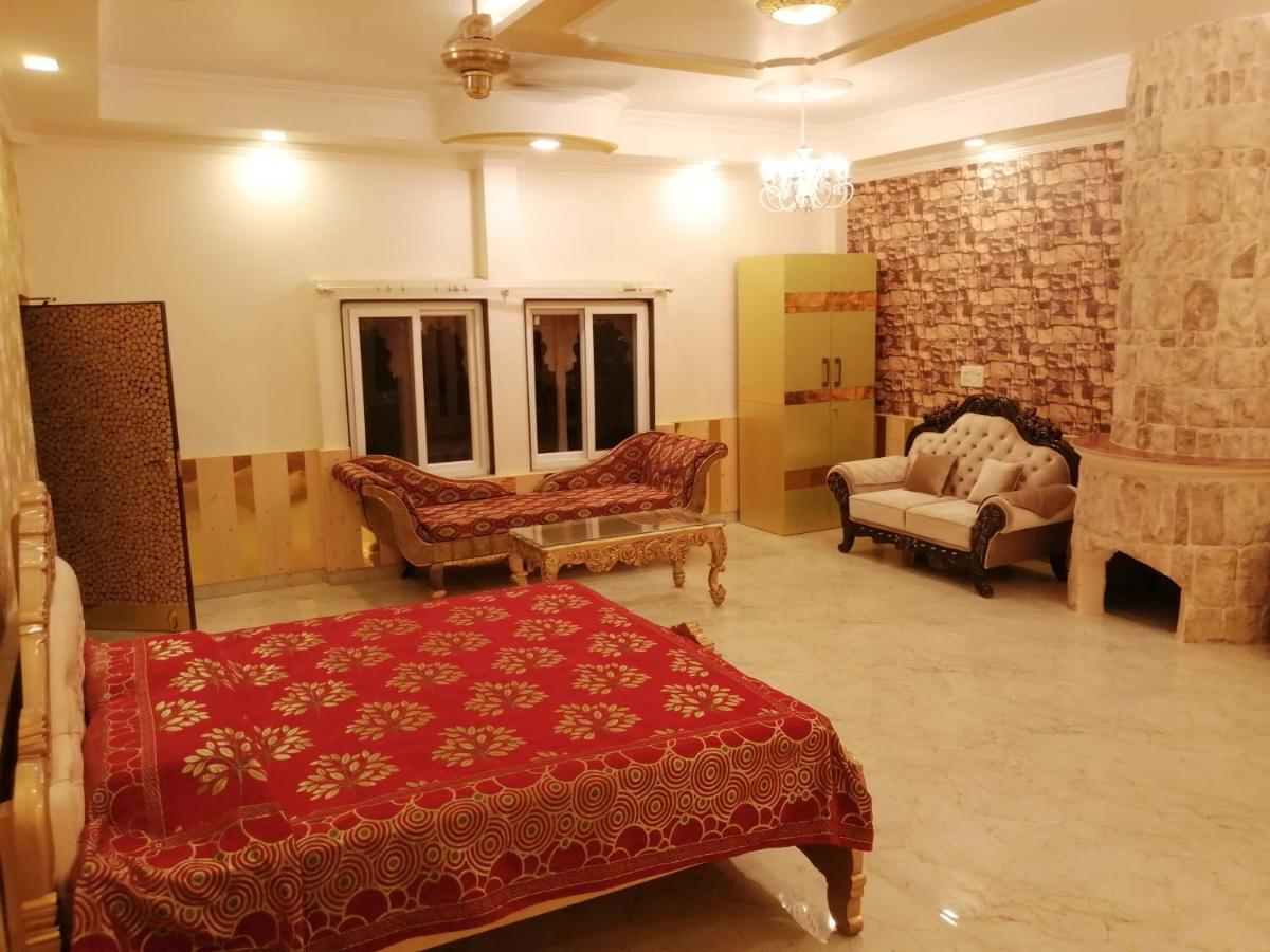 Mann The Palm Retreat Lucknow Exterior photo