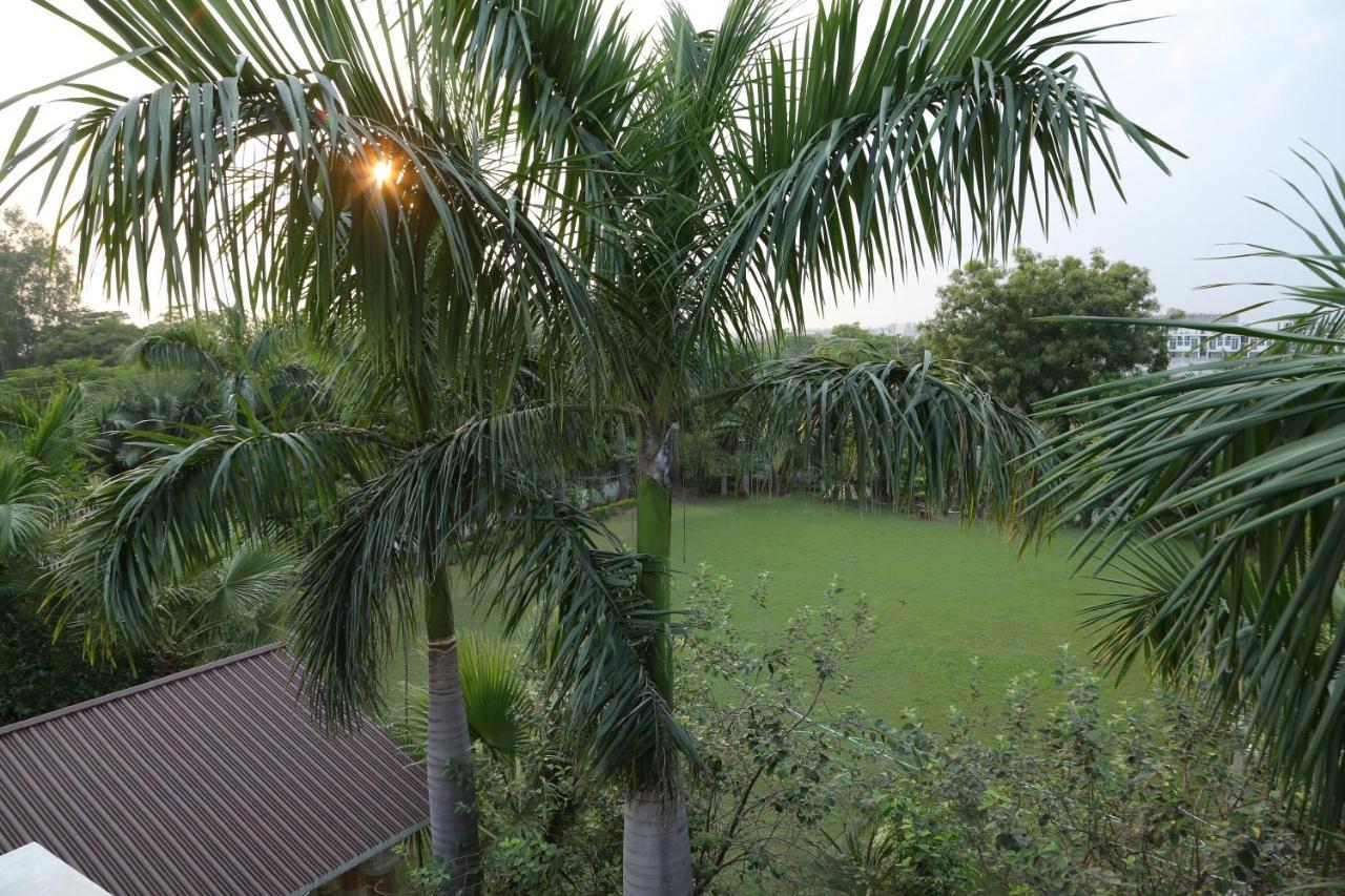 Mann The Palm Retreat Lucknow Exterior photo