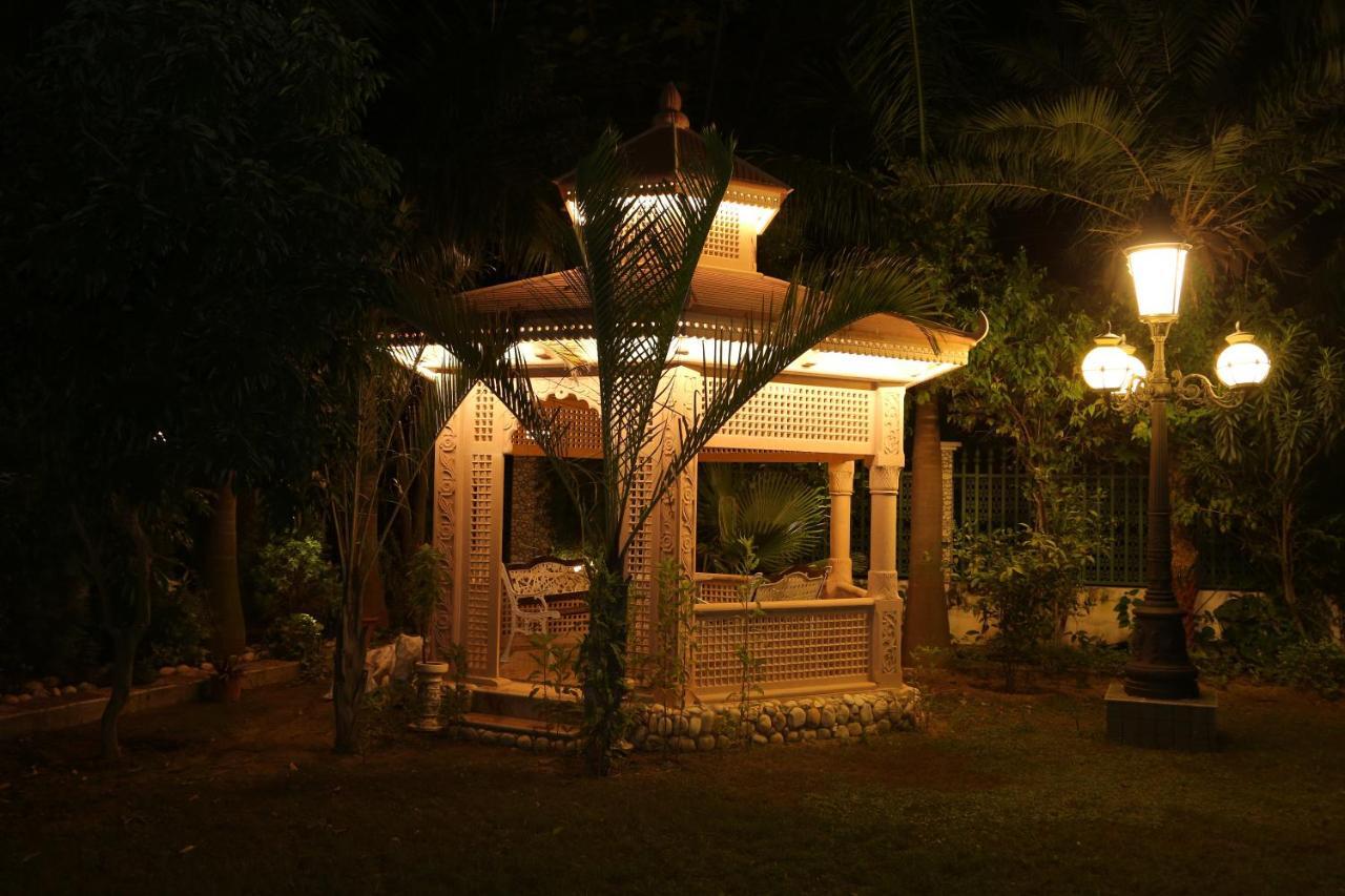 Mann The Palm Retreat Lucknow Exterior photo